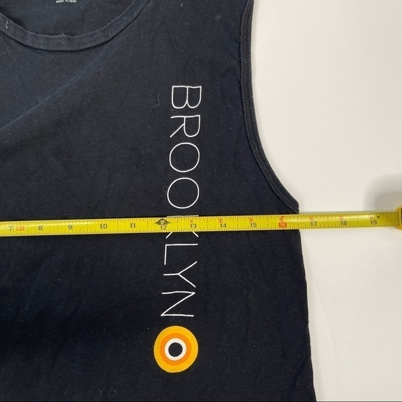 CorePower Yoga Brooklyn Muscle T Shirt Size Medium - Picture 4 of 5